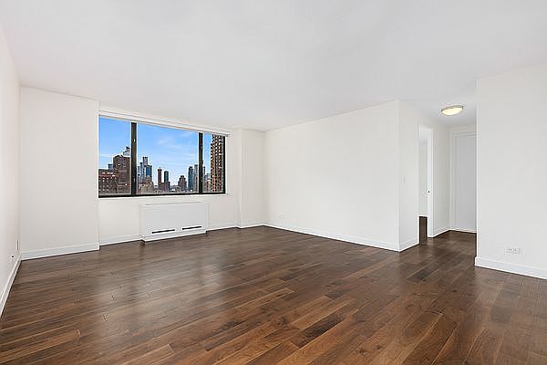 1st image of 30 W 61st St APT 23B