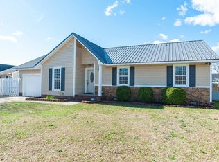 1021 Glen Reilly Dr, Fayetteville, NC 28314