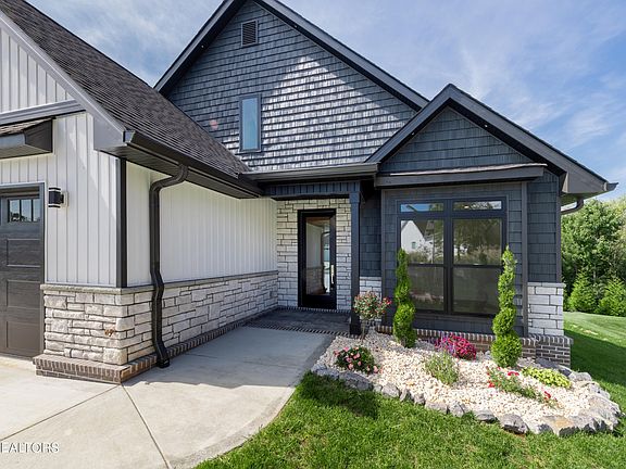 2nd image of 262 Gadusi Way #3
