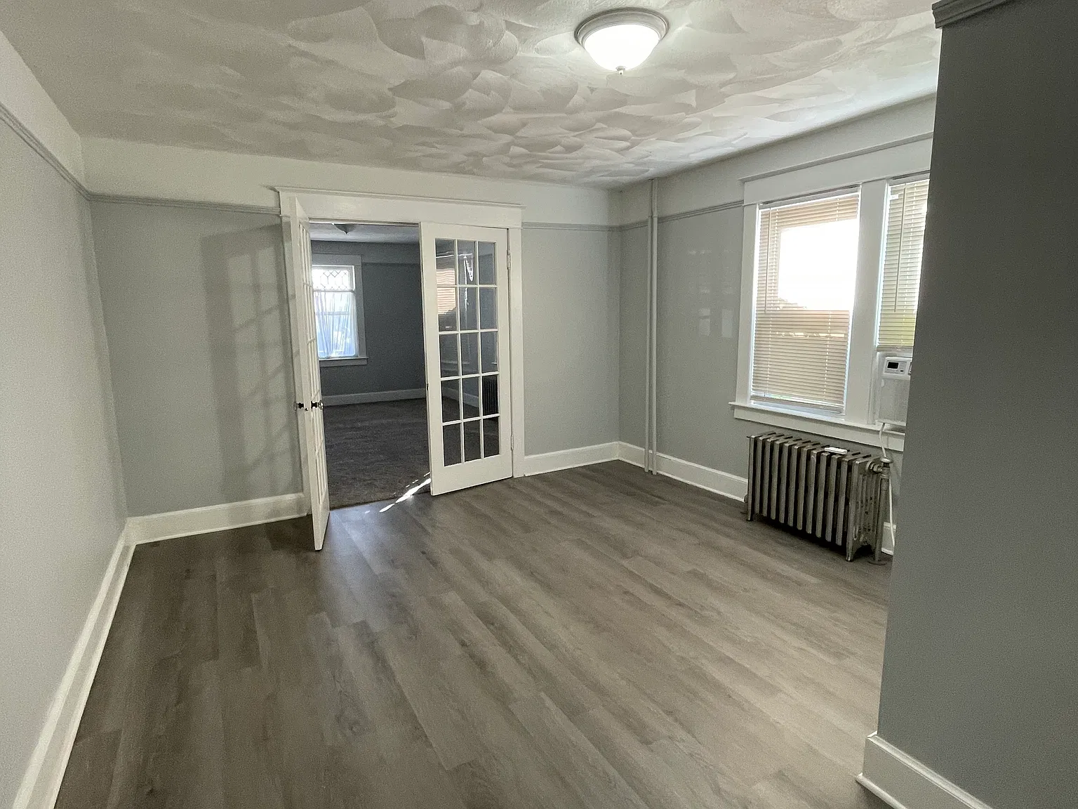 4 bed, 1800 sqft, $2,050 — Photo 3