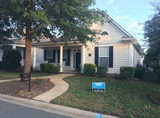 1201 Gainsborough Dr, Matthews, NC 28104