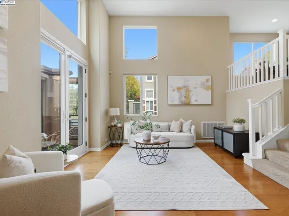 6586 Sierra Ln, Dublin, CA 94568