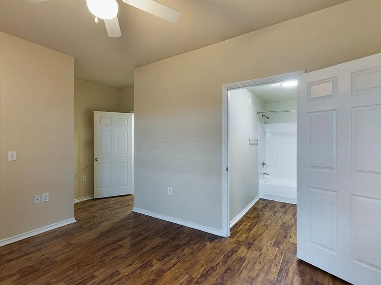 2700 Oak Moor Rd — Photo 11