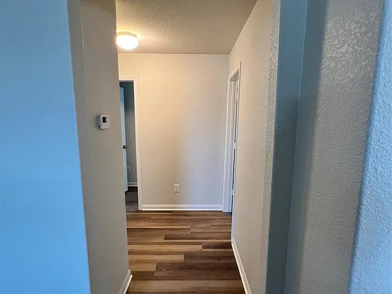 221 Koontz Loop — Photo 2