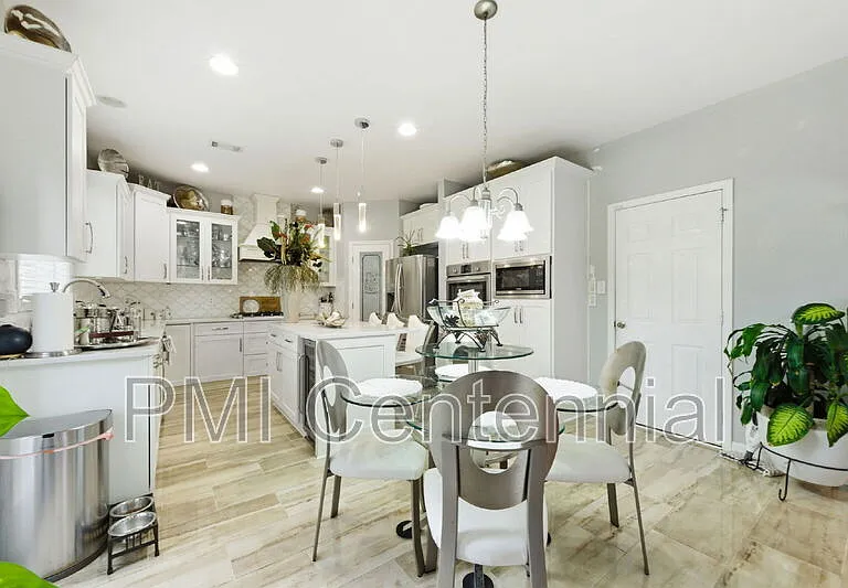 1816 Jameson Cir NE — Photo 12
