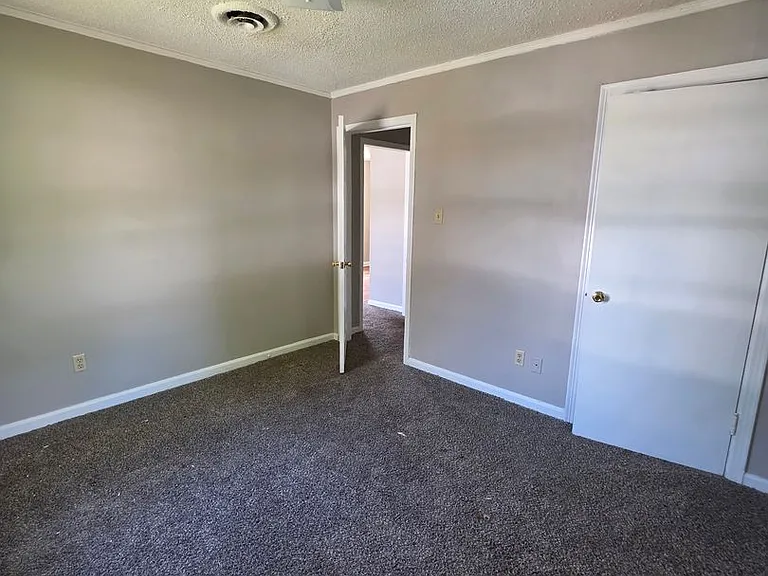 1808 Scottwood St — Photo 11