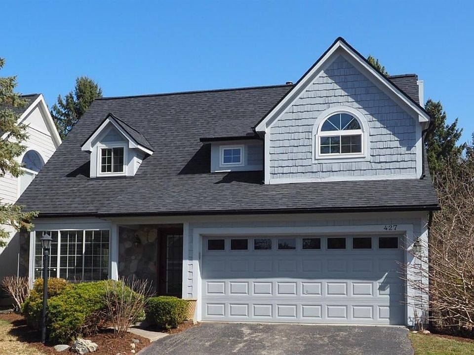 1st image of 427 Sommerset Ct