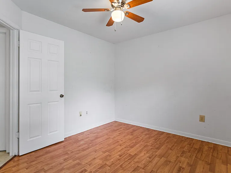 13945 Langley Pl — Photo 59