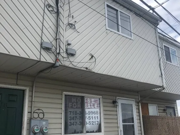 16 Betty Ct, Staten Island, NY 10303
