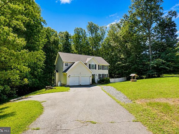 4th image of 6157 Trotters Glen Dr