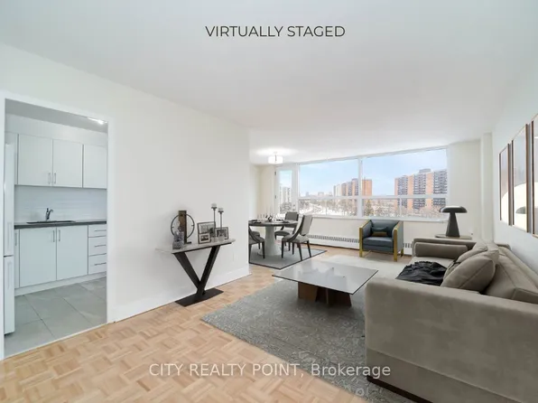 6200 Bathurst St, Toronto, ON