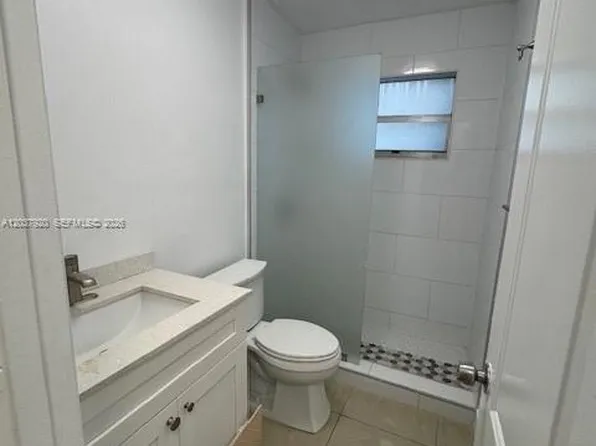 120 NW 10th Ave APT 3, Miami, FL 33128