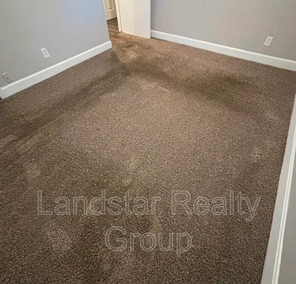 4721 Granada Dr — Photo 24