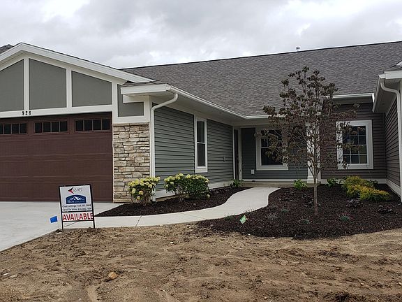 2nd image of 928 Bellview Meadow Dr SW #21
