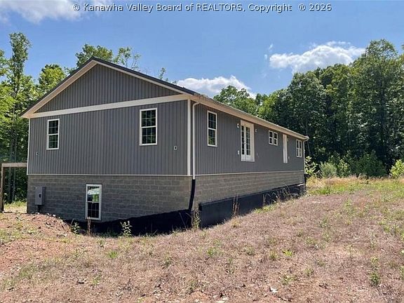 2nd image of 2981 Wallback Rd
