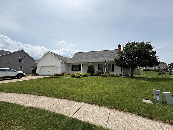 2nd image of 5226 Woodbridge Ct