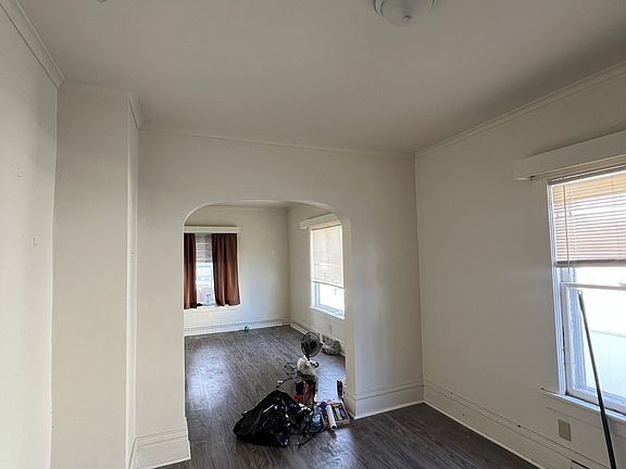 5th image of 113 Ledgeview Ave #1