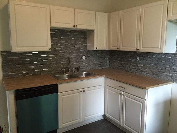4th image of 130 Kenilworth St #2