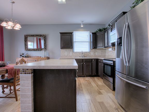 4th image of 10806 S 110th Ave