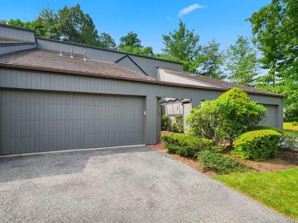 160 Stone Oaks Drive, Hartsdale, NY 10530