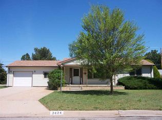 2424 Thompson Ave, Dodge City, KS 67801