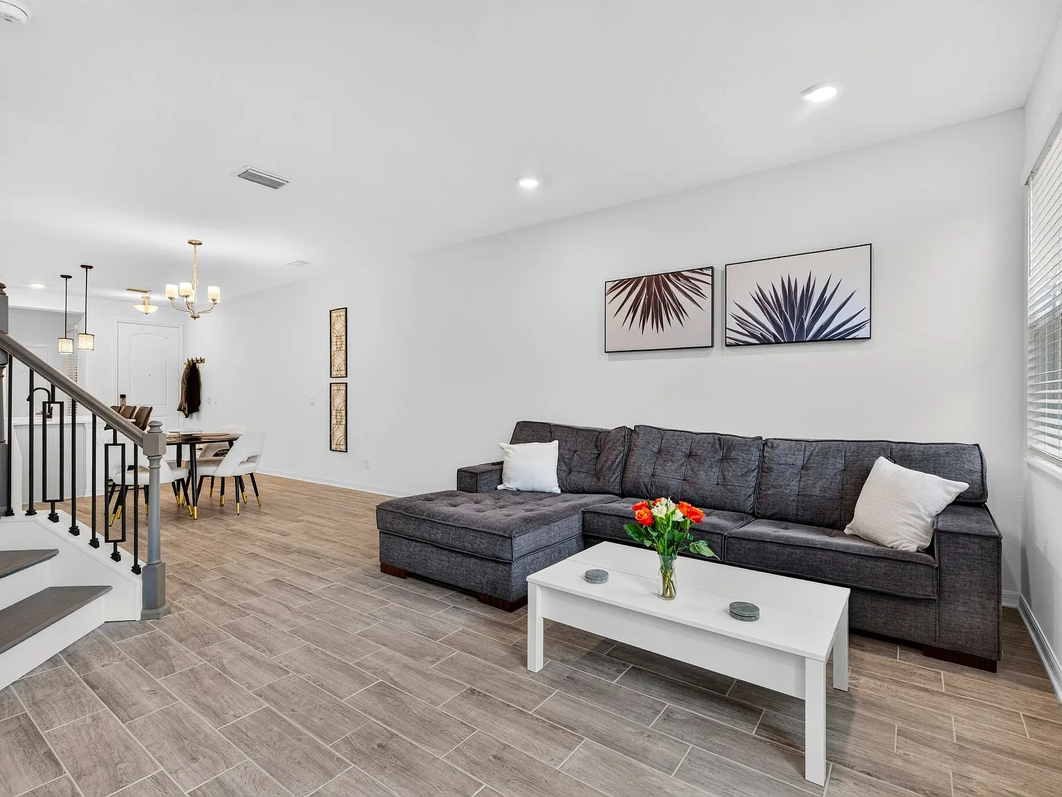 2 bed, 1571 sqft, $2,300 — Photo 4