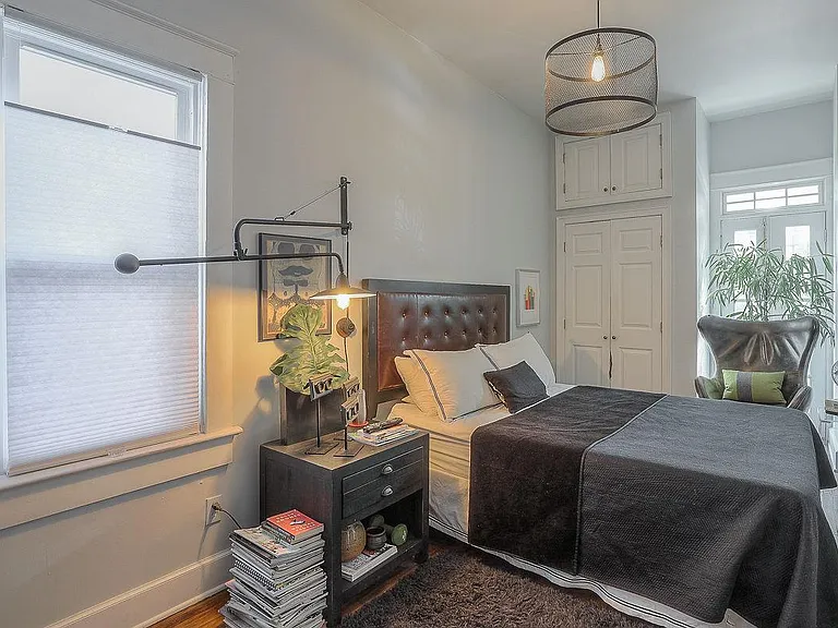 4624 Mercier St — Photo 21