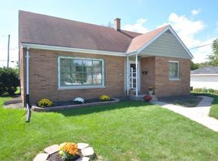 1827 Minnesota Ave, South Milwaukee, WI 53172