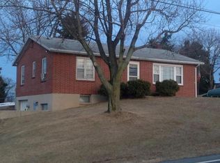 958 Mount Zion Rd, Lebanon, PA 17046