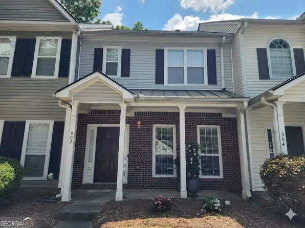 902 Tree Creek Blvd, Lawrenceville, GA 30043