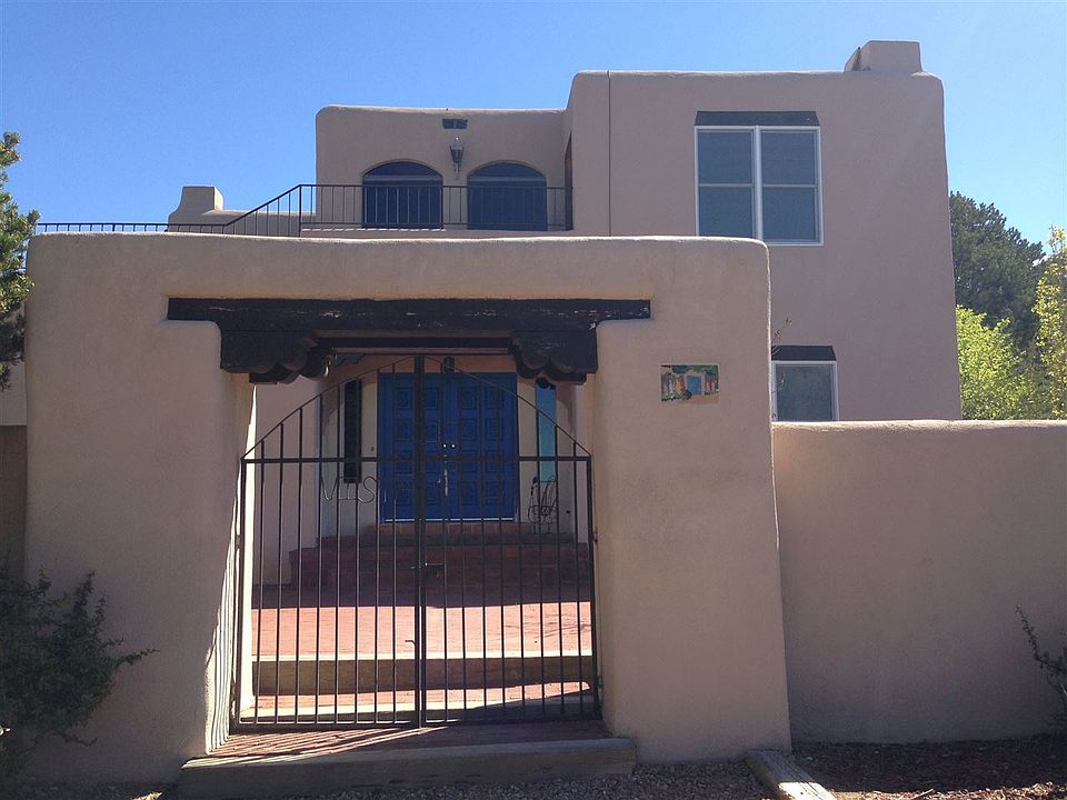 1st image of 935 Vista Jemez Ct