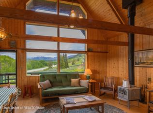 11 Sawtooth View Ln, Cora, WY 82925