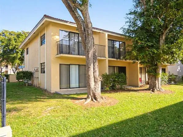 11596 NW 45th St, Coral Springs, FL 33065