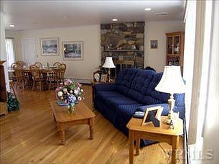 3rd image of 14 Center Dr