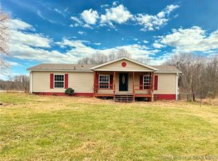 8325 Rabbit Hash Rd SE, Elizabeth, IN 47117