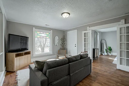1505 Main St NE Photo 1