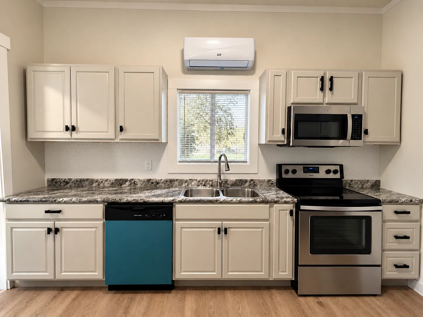 2 bed, $1,000 — Photo 3