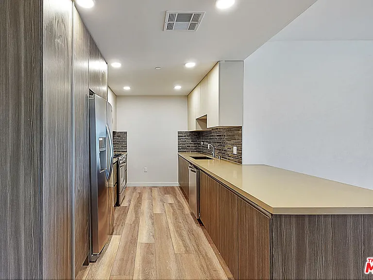 1070 S Bedford St #205 — Photo 7