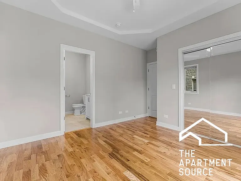 3029 W Washington Blvd #2 — Photo 4