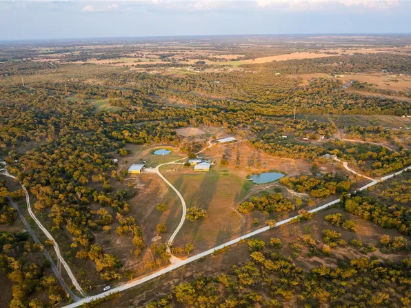 1000 Oil Field Rd, Lockhart, TX 78644