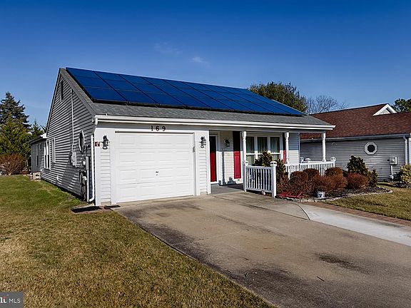 3rd image of 169 Buckingham Dr
