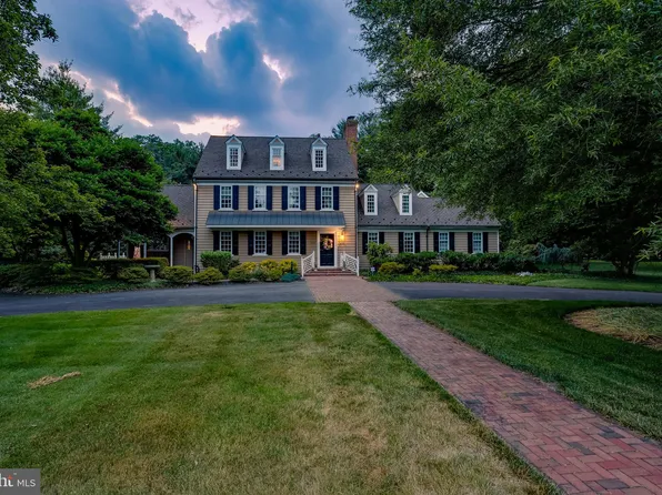 313 Westover Rd, Moorestown, NJ 08057