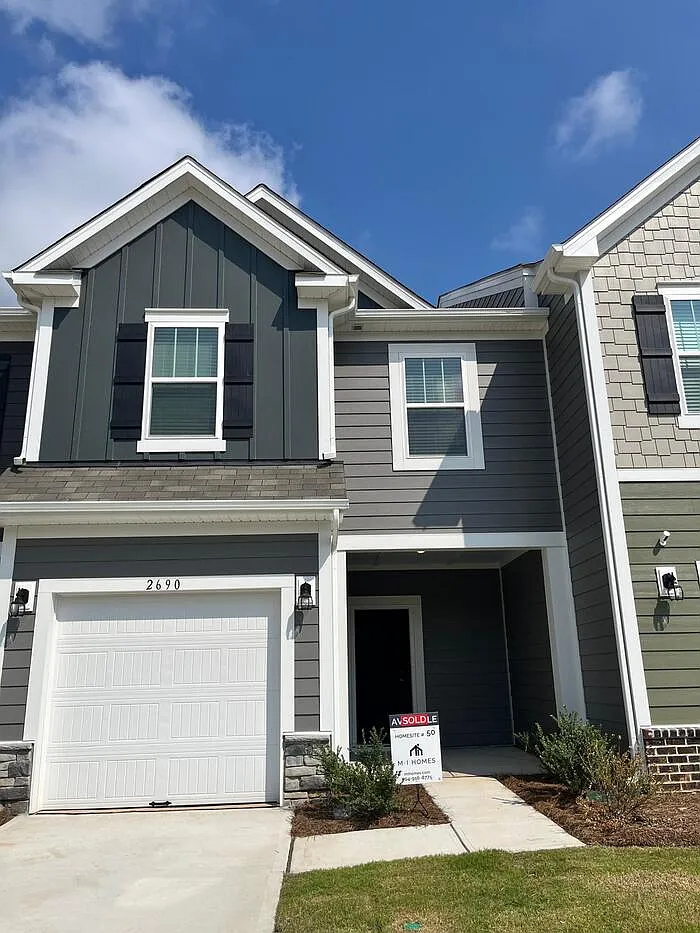 3 bed, 3.0 bath, 1688 sqft, $2,000 — Photo 1