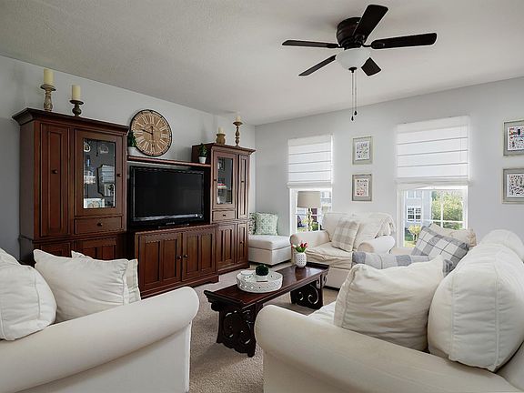 3rd image of 2449 Aristocracy Cir