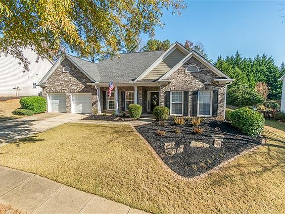 3rd image of 310 Windsong Way
