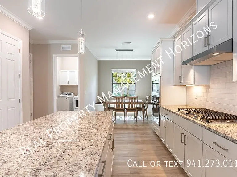 7036 Highgate Ln — Photo 6