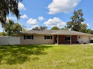 1106 Crescent Pkwy, Deland, FL 32724