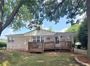 726 Roma Ave, Jeffersonville, IN 47130