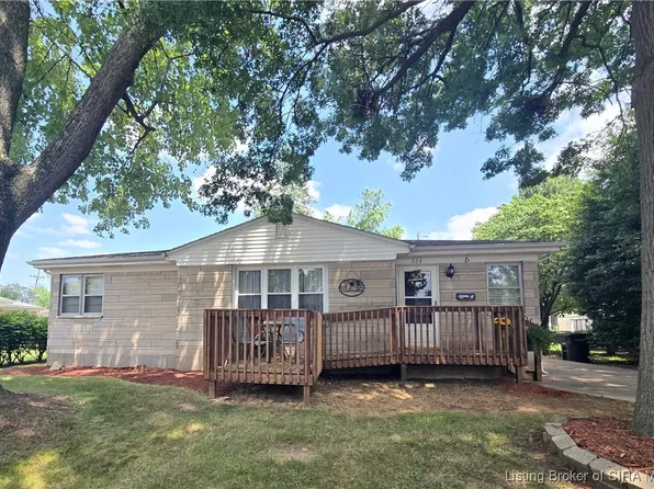 726 Roma Avenue, Jeffersonville, IN 47130