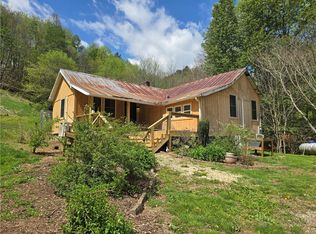 325 Sawyers Road, Warrensville, NC 28693